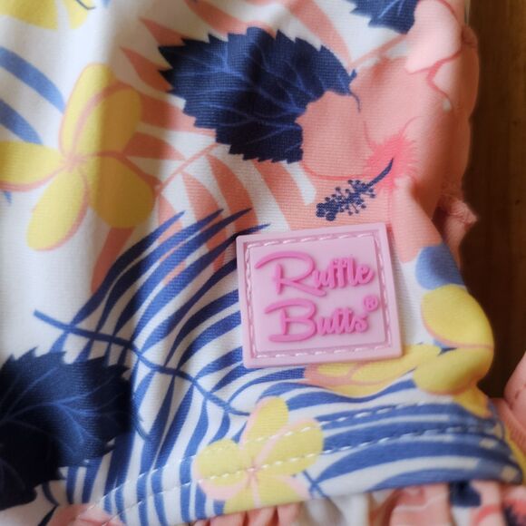 Ruffle Butts Girl’s 18-24 Months UPF 50+ Zip One Piece Swimsuit Flamingos Floral - Picture 3 of 5